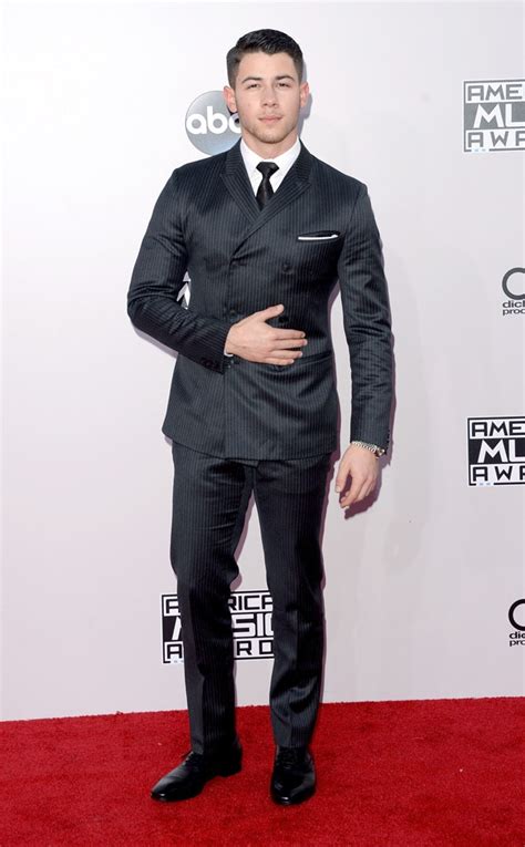 nick jonas nipes|Watch: Nick Jonas Reveals What His Dad Thought of the Crotch。